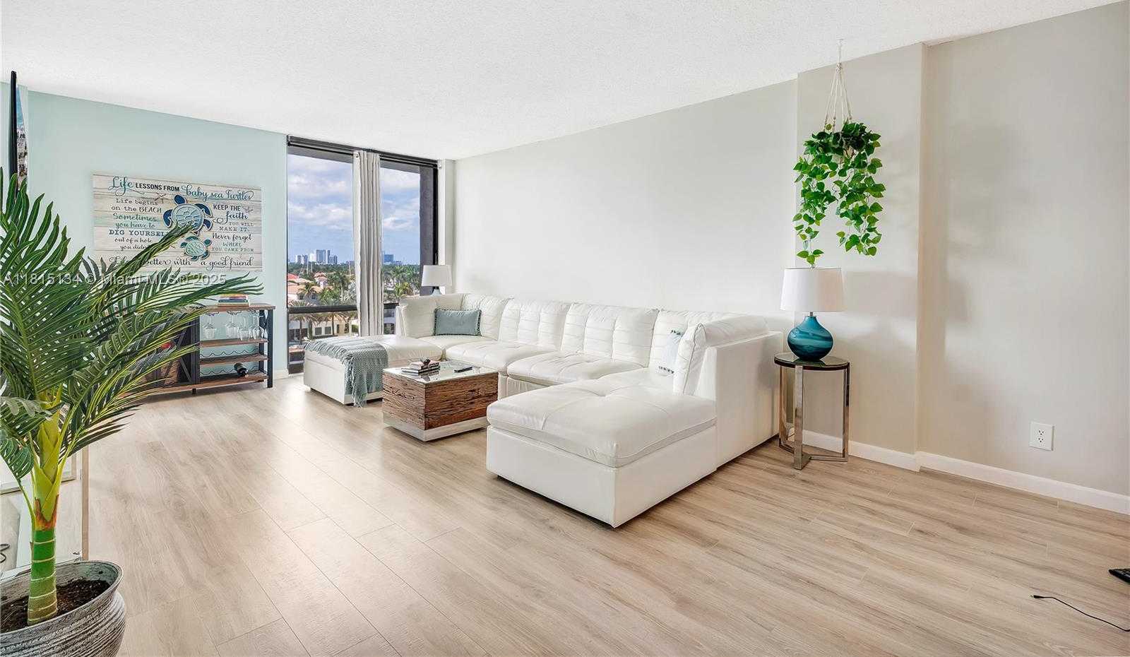 Small Image of 1600 SOUTH OCEAN DR #7B, Hollywood Number 14