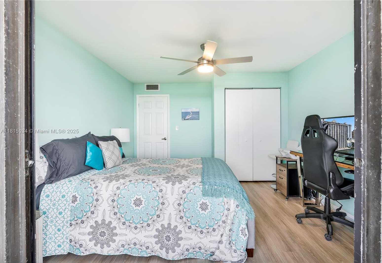 Small Image of 1600 SOUTH OCEAN DR #7B, Hollywood Number 25