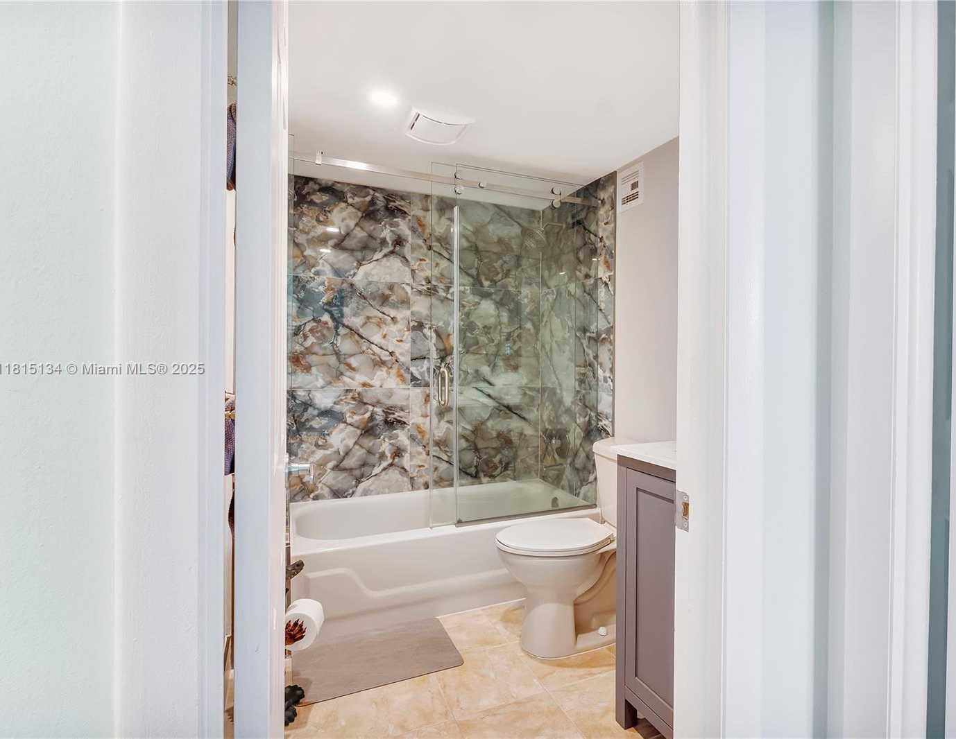 Small Image of 1600 SOUTH OCEAN DR #7B, Hollywood Number 29