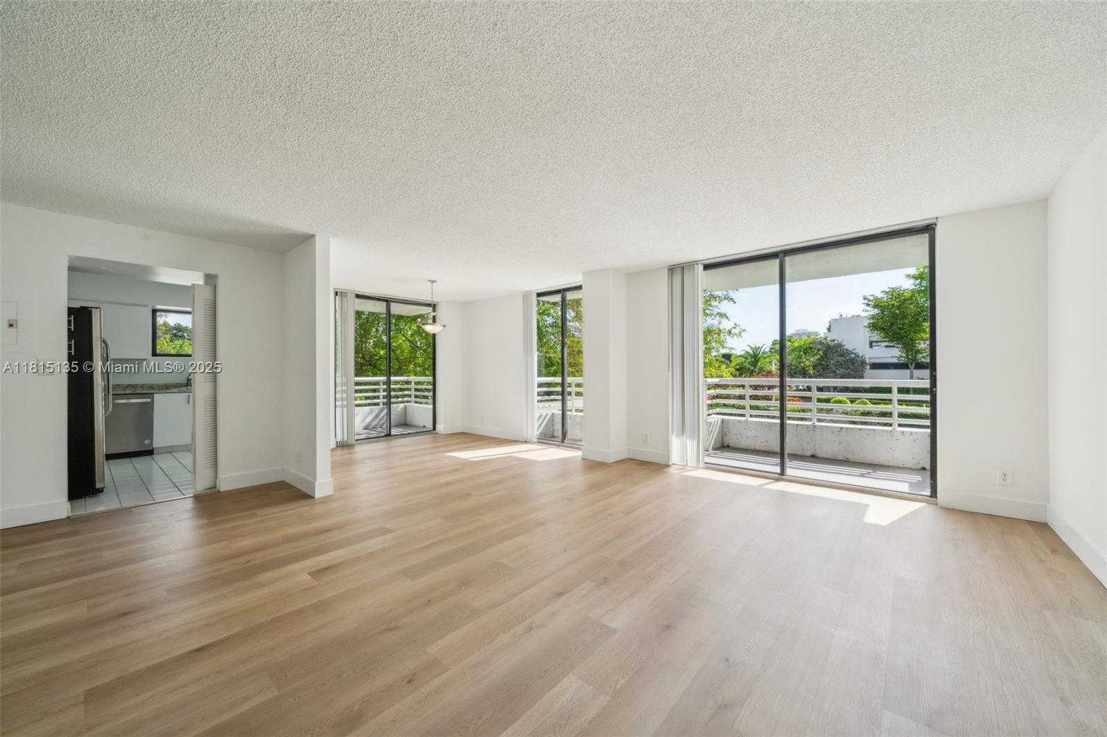 Small Image of 3300 NORTH EAST 192ND ST #207, Aventura Number 4