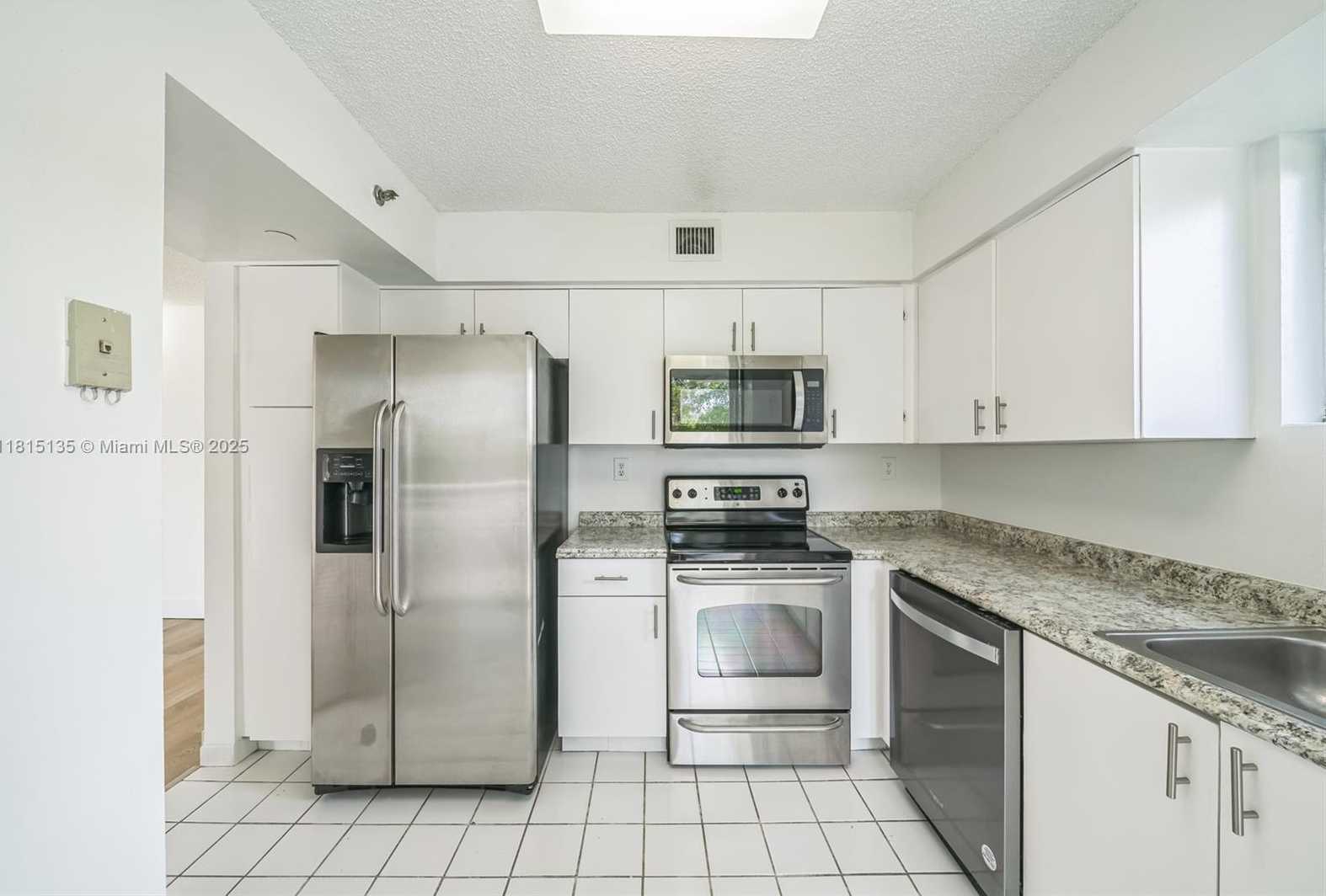 Small Image of 3300 NORTH EAST 192ND ST #207, Aventura Number 6