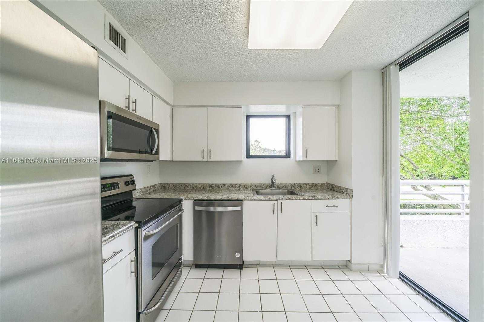 Small Image of 3300 NORTH EAST 192ND ST #207, Aventura Number 7