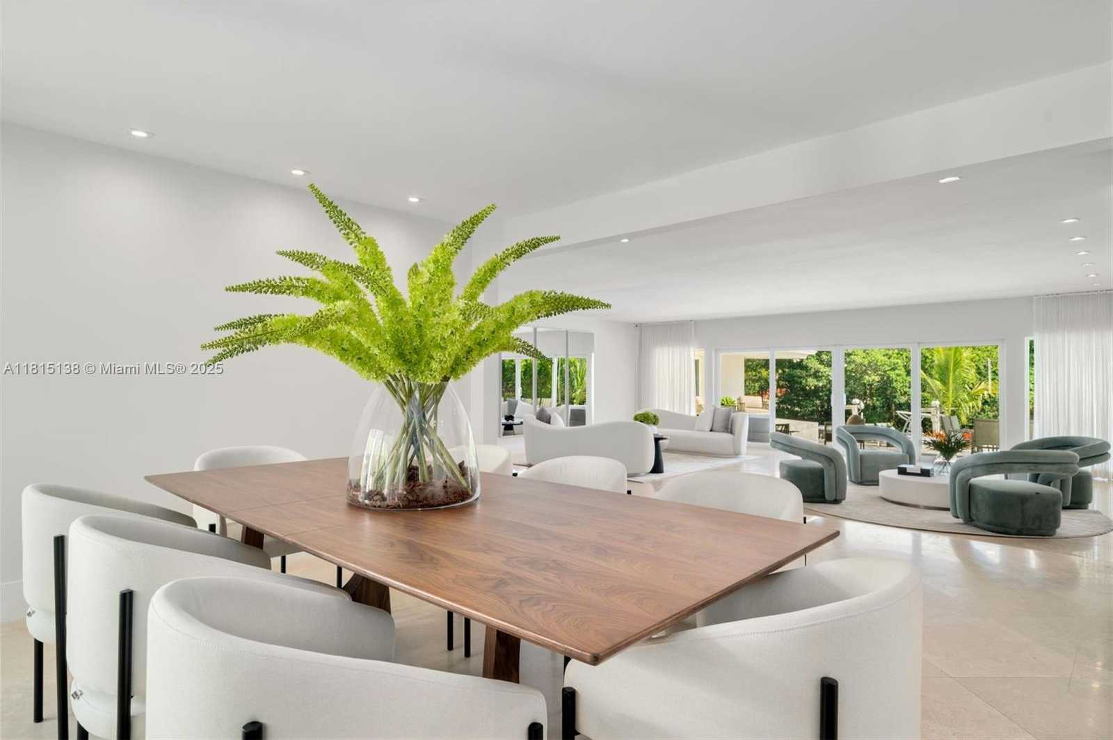 Small Image of 7155 LOS PINOS BLVD, Coral Gables Number 11