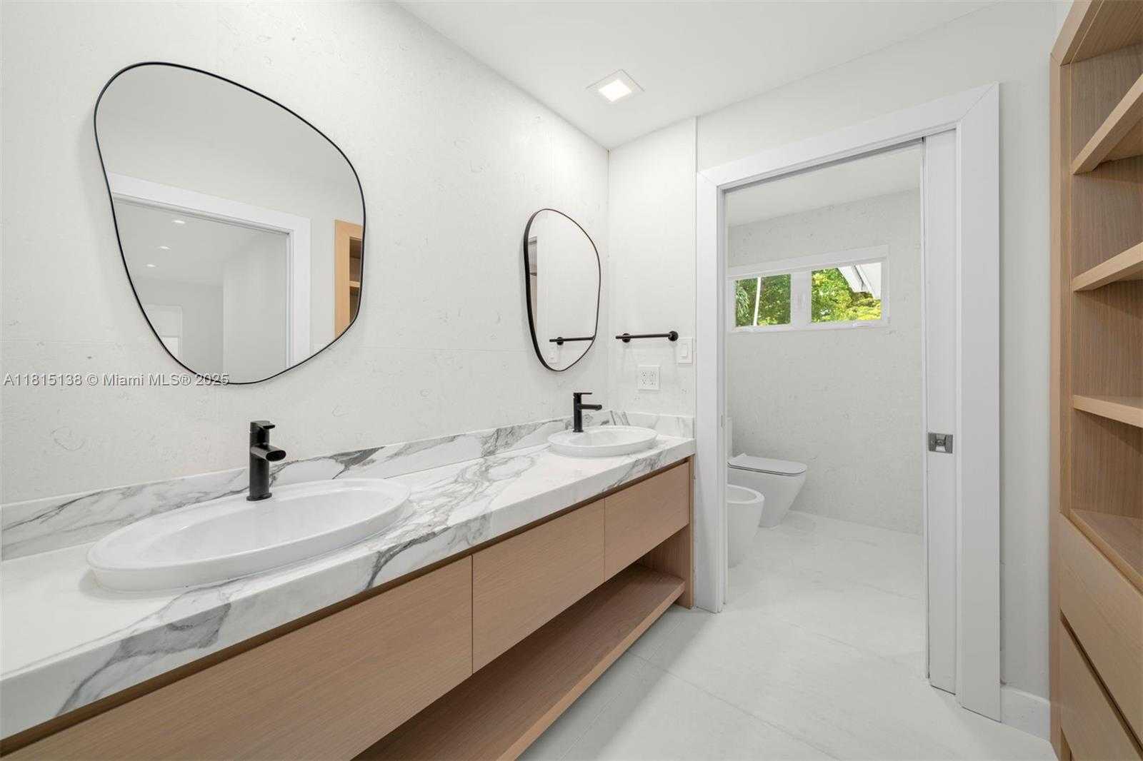 Small Image of 7155 LOS PINOS BLVD, Coral Gables Number 20