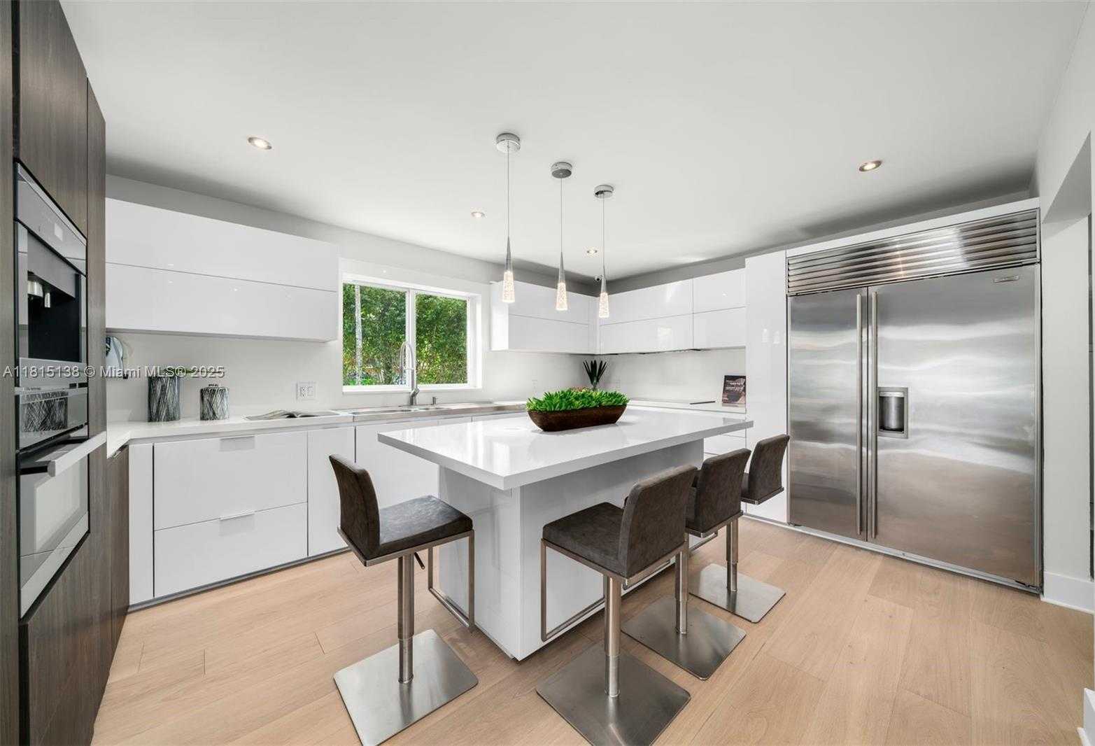 Small Image of 7155 LOS PINOS BLVD, Coral Gables Number 23