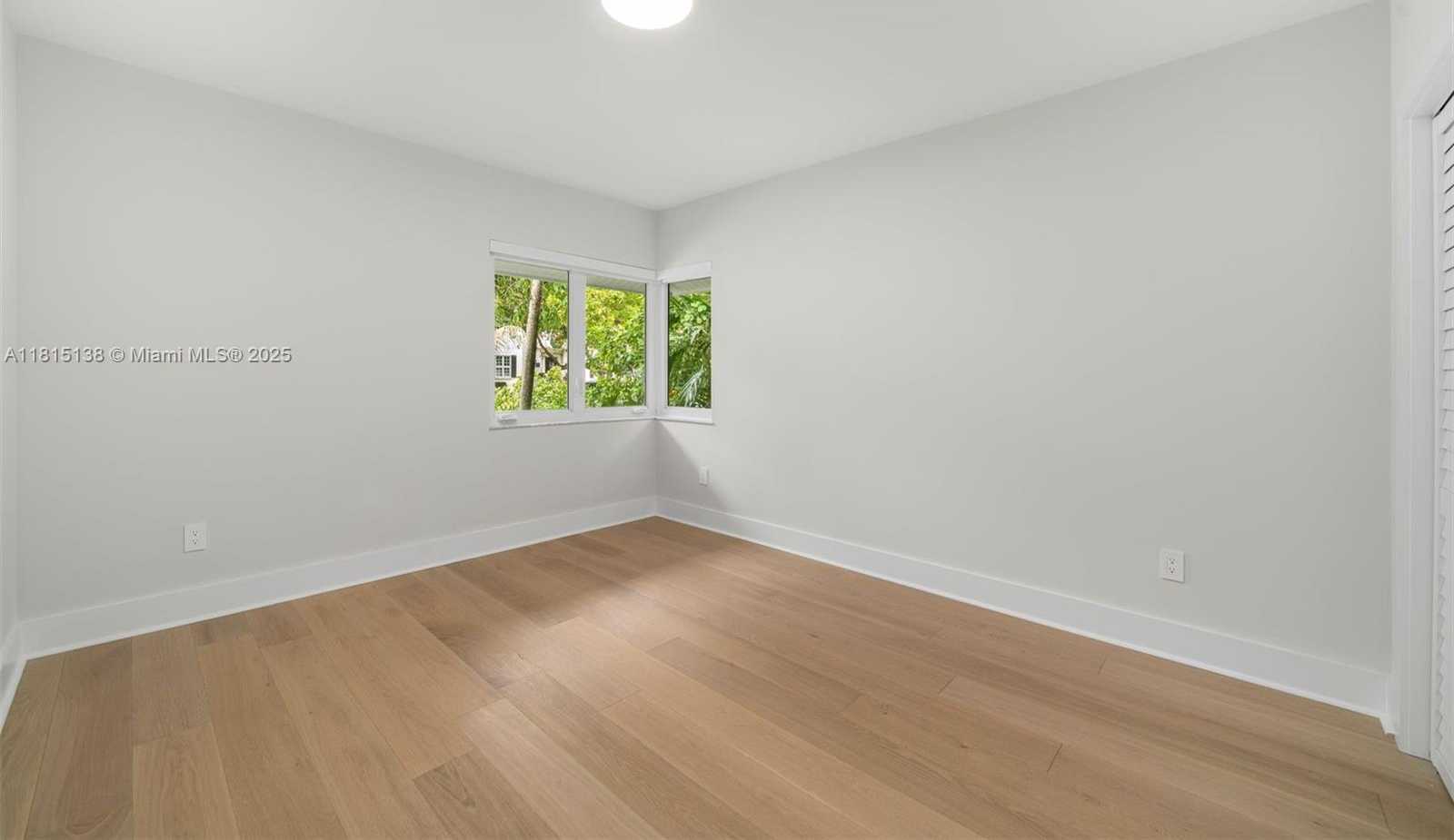 Small Image of 7155 LOS PINOS BLVD, Coral Gables Number 26