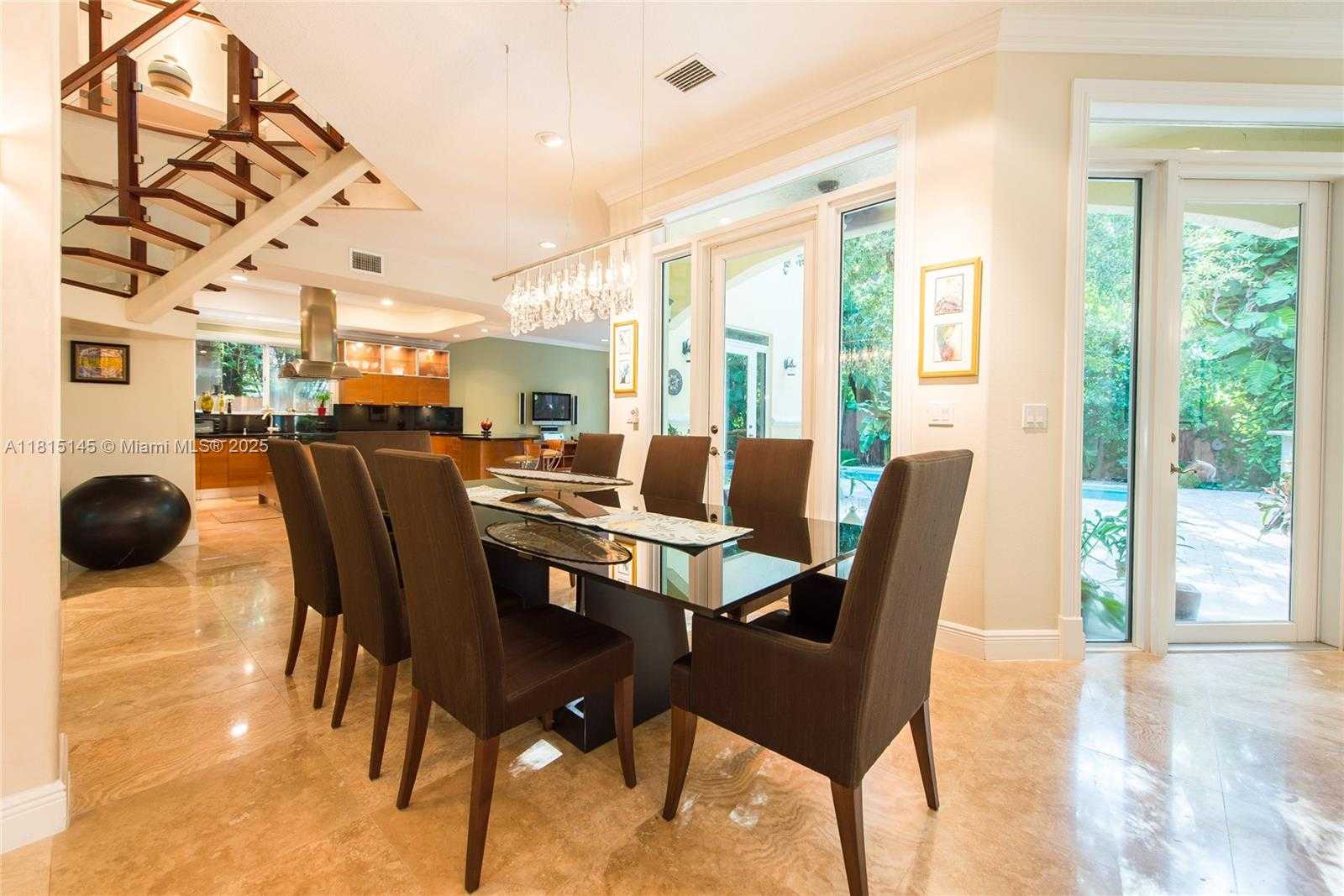 Small Image of 3665 JUSTISON RD #., Miami Number 12
