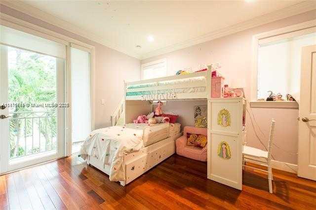 Small Image of 3665 JUSTISON RD #., Miami Number 18