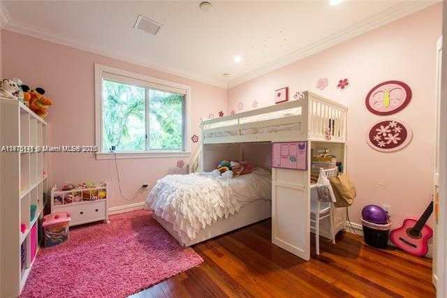 Small Image of 3665 JUSTISON RD #., Miami Number 19