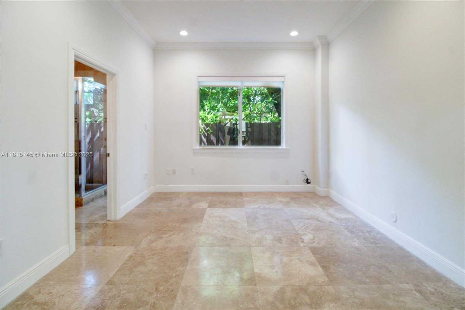 Small Image of 3665 JUSTISON RD #., Miami Number 30