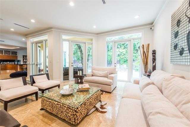 Small Image of 3665 JUSTISON RD #., Miami Number 9