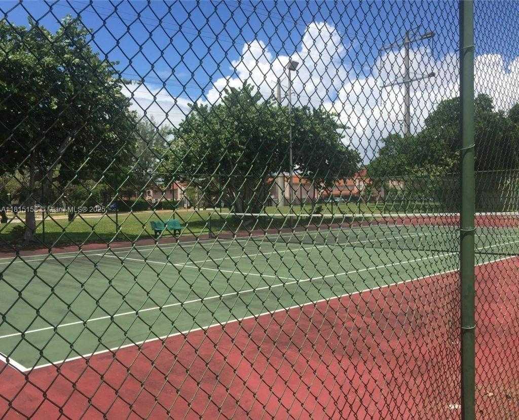 Small Image of 4810 NORTH WEST 79TH AVE #205, Doral Number 14