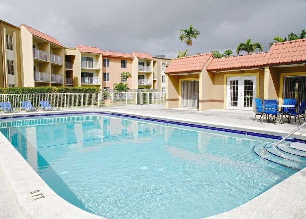 Small Image of 4810 NORTH WEST 79TH AVE #205, Doral Number 15