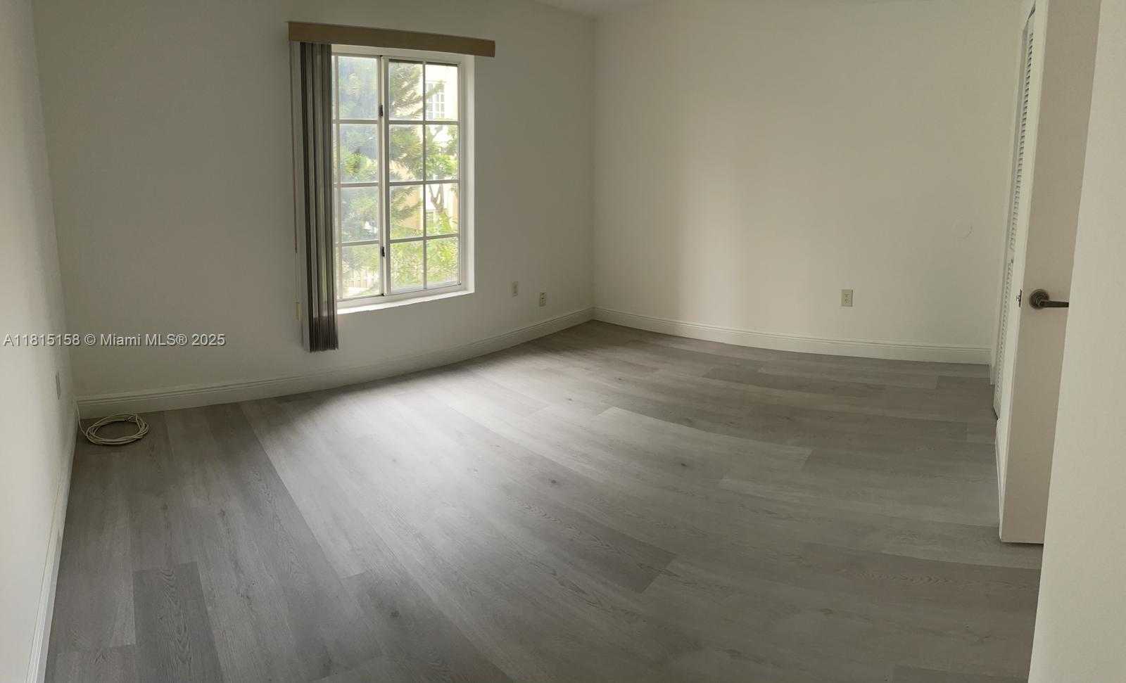 Small Image of 4810 NORTH WEST 79TH AVE #205, Doral Number 6