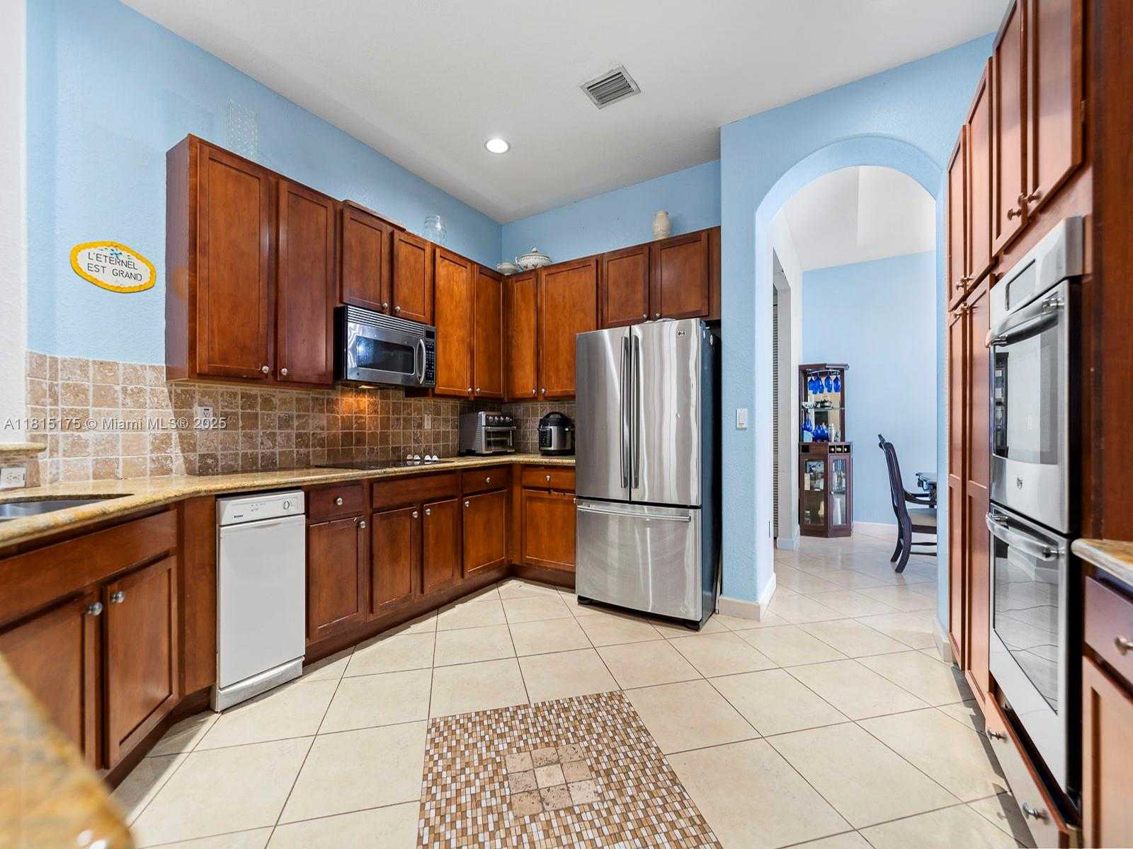 Small Image of 19385 SOUTH WEST 79TH CT, Cutler Bay Number 11