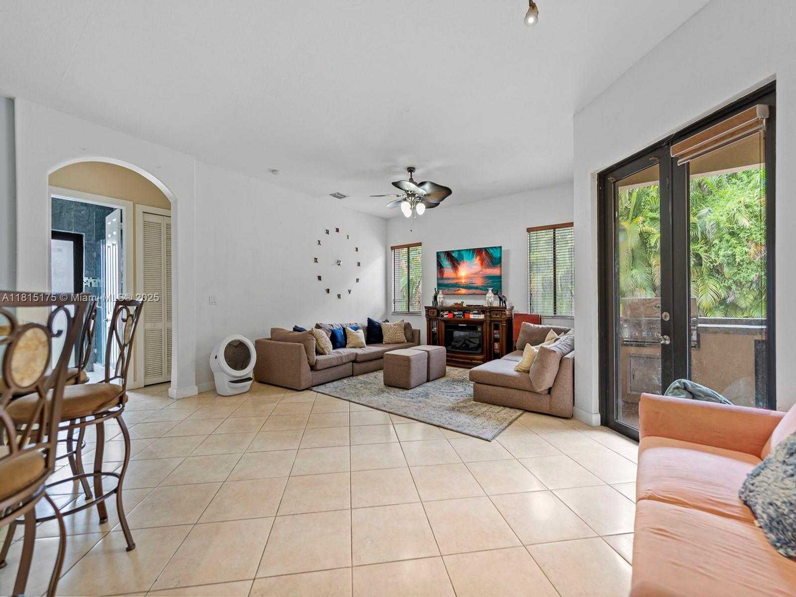 Small Image of 19385 SOUTH WEST 79TH CT, Cutler Bay Number 14