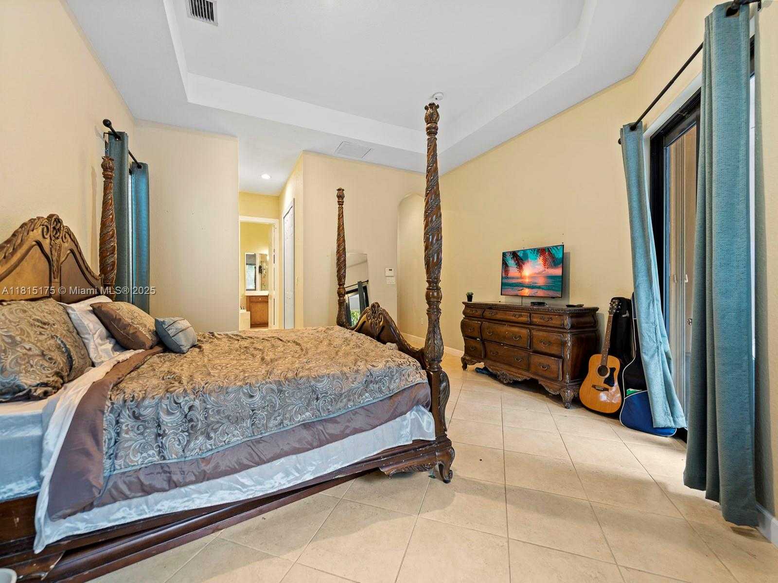 Small Image of 19385 SOUTH WEST 79TH CT, Cutler Bay Number 20