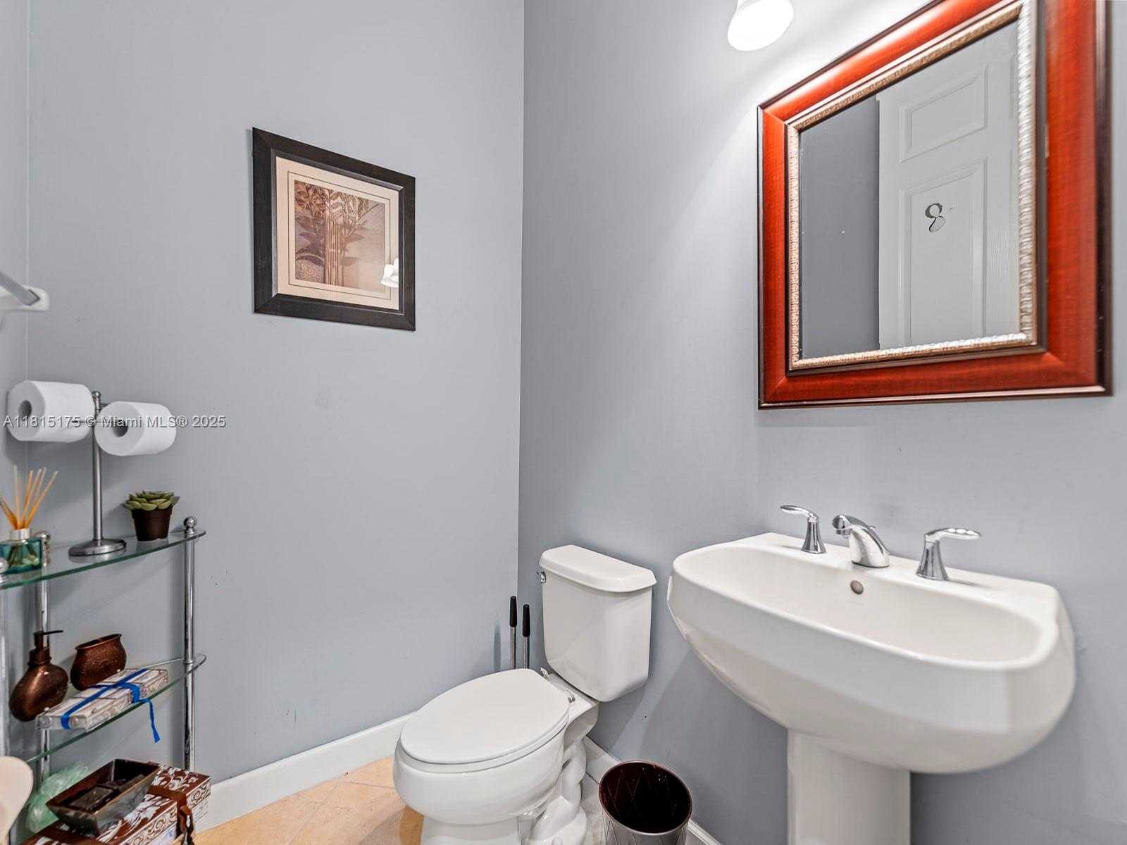 Small Image of 19385 SOUTH WEST 79TH CT, Cutler Bay Number 24