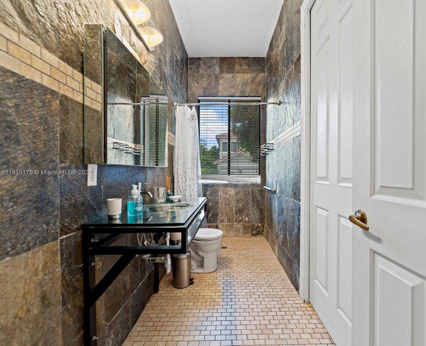 Small Image of 19385 SOUTH WEST 79TH CT, Cutler Bay Number 28