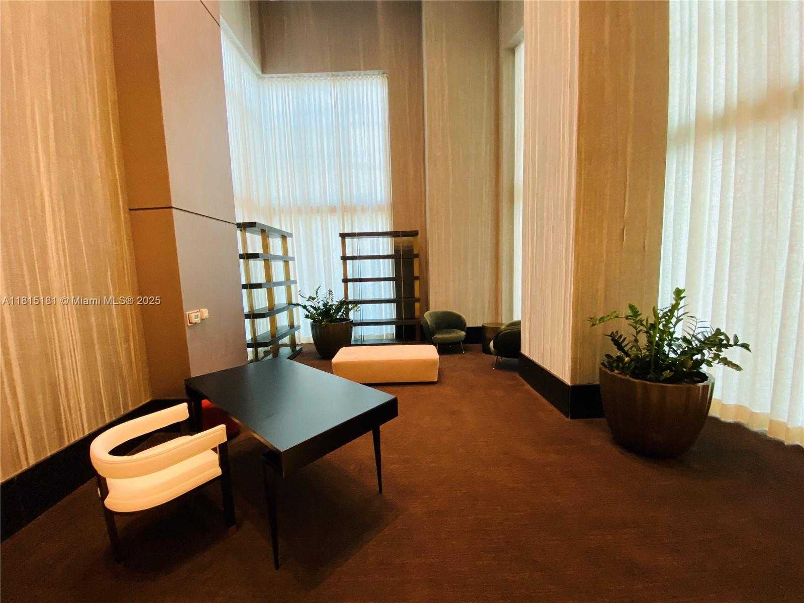 Small Image of 950 BRICKELL BAY DR #3601, Miami Number 25