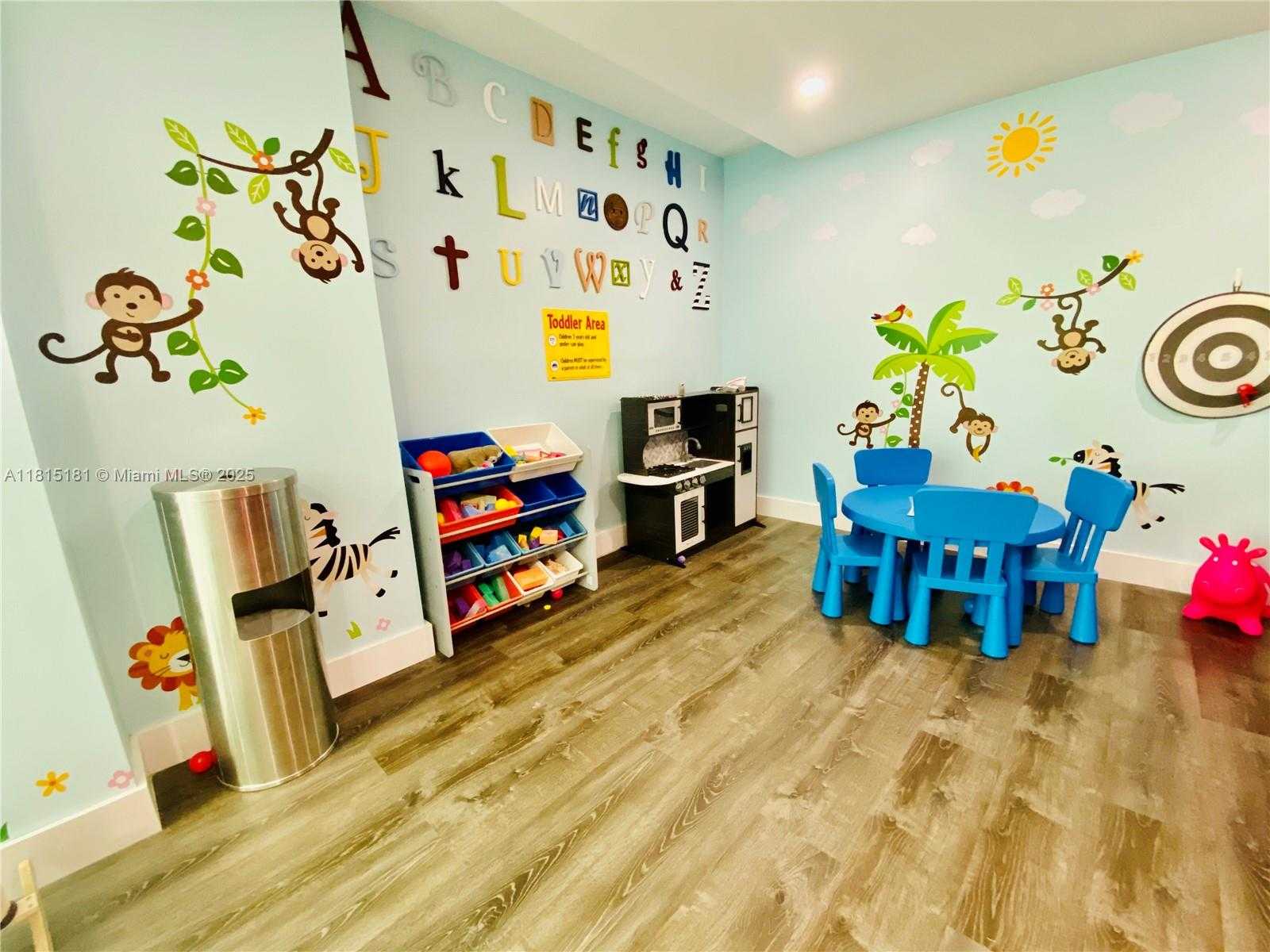 Small Image of 950 BRICKELL BAY DR #3601, Miami Number 36