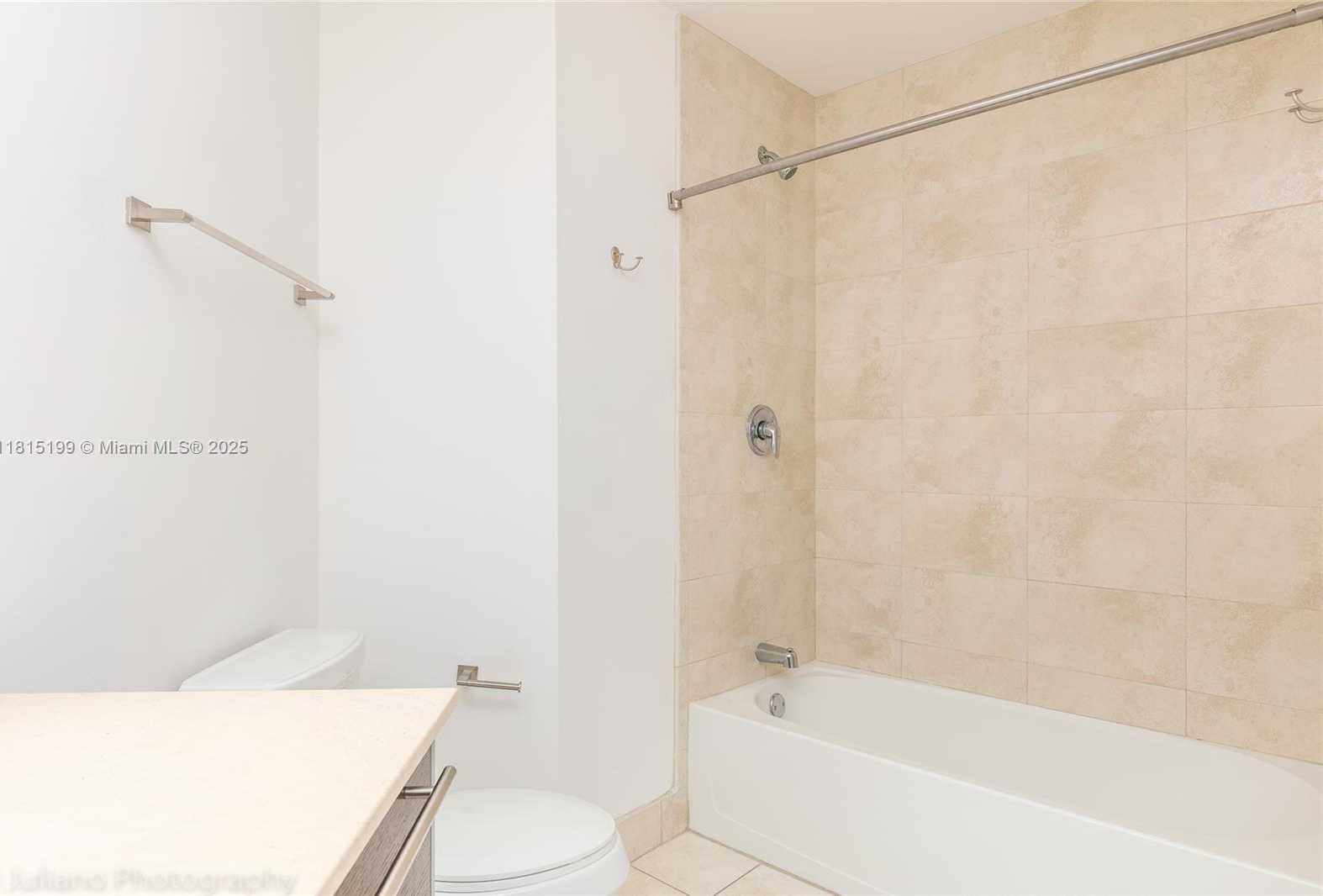 Small Image of 1900 NORTH BAYSHORE DR #3818, Miami Number 11