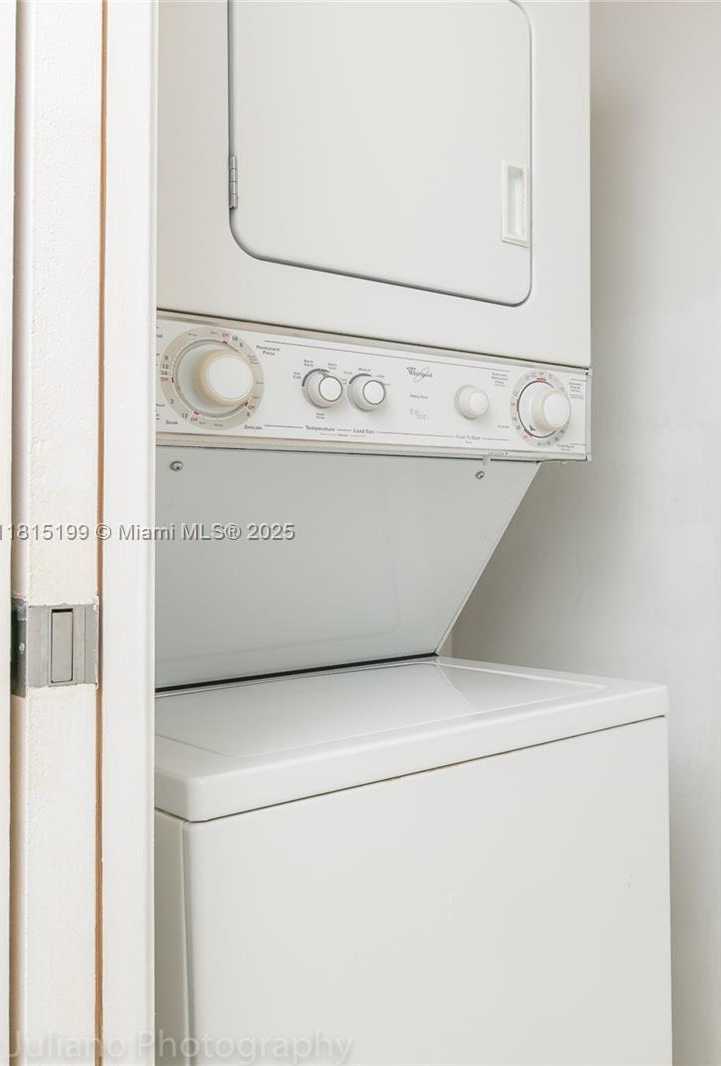 Small Image of 1900 NORTH BAYSHORE DR #3818, Miami Number 17