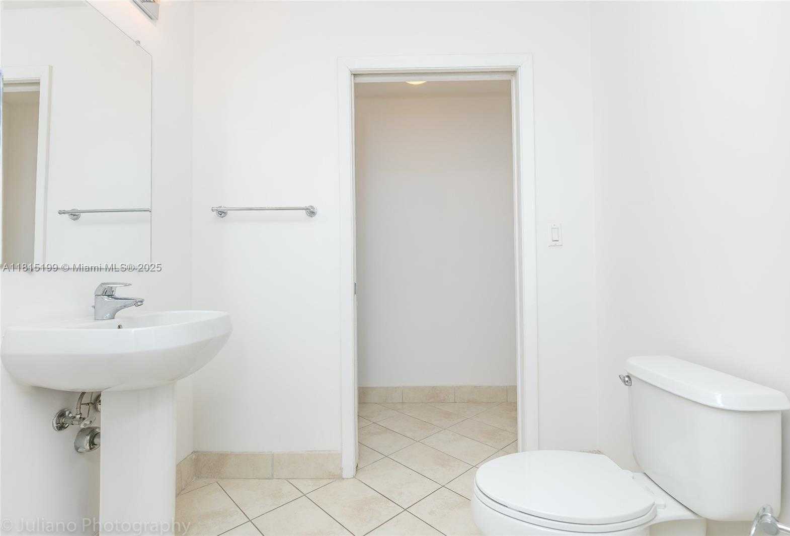 Small Image of 1900 NORTH BAYSHORE DR #3818, Miami Number 19