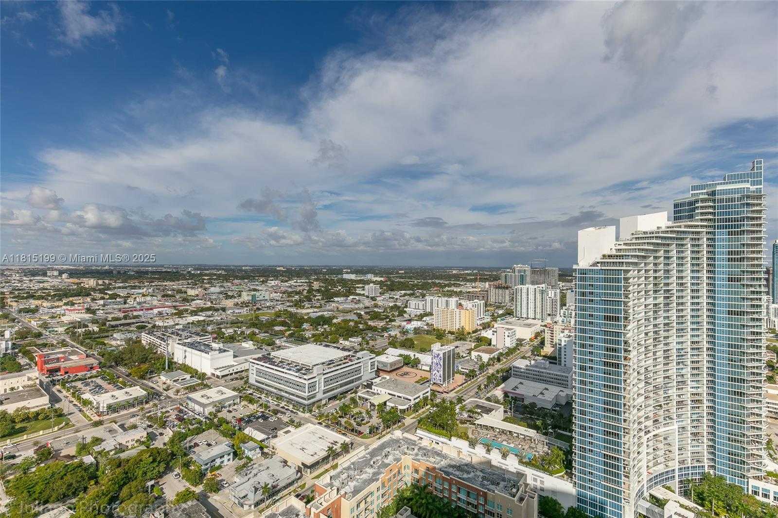 Small Image of 1900 NORTH BAYSHORE DR #3818, Miami Number 27