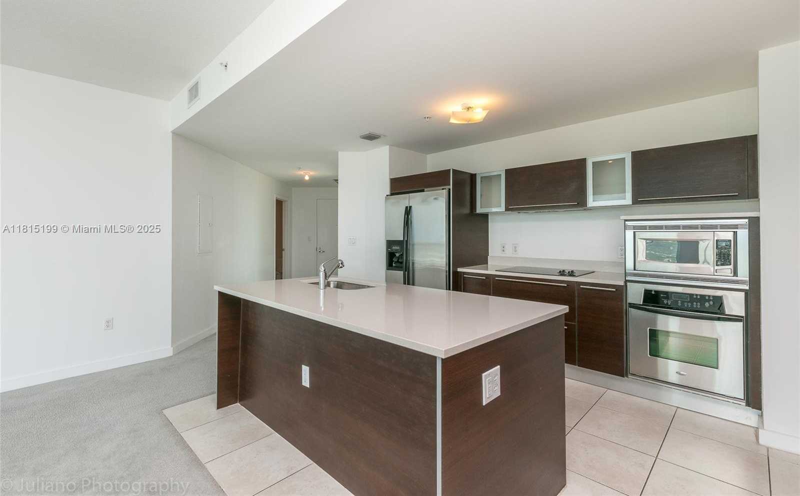 Small Image of 1900 NORTH BAYSHORE DR #3818, Miami Number 5