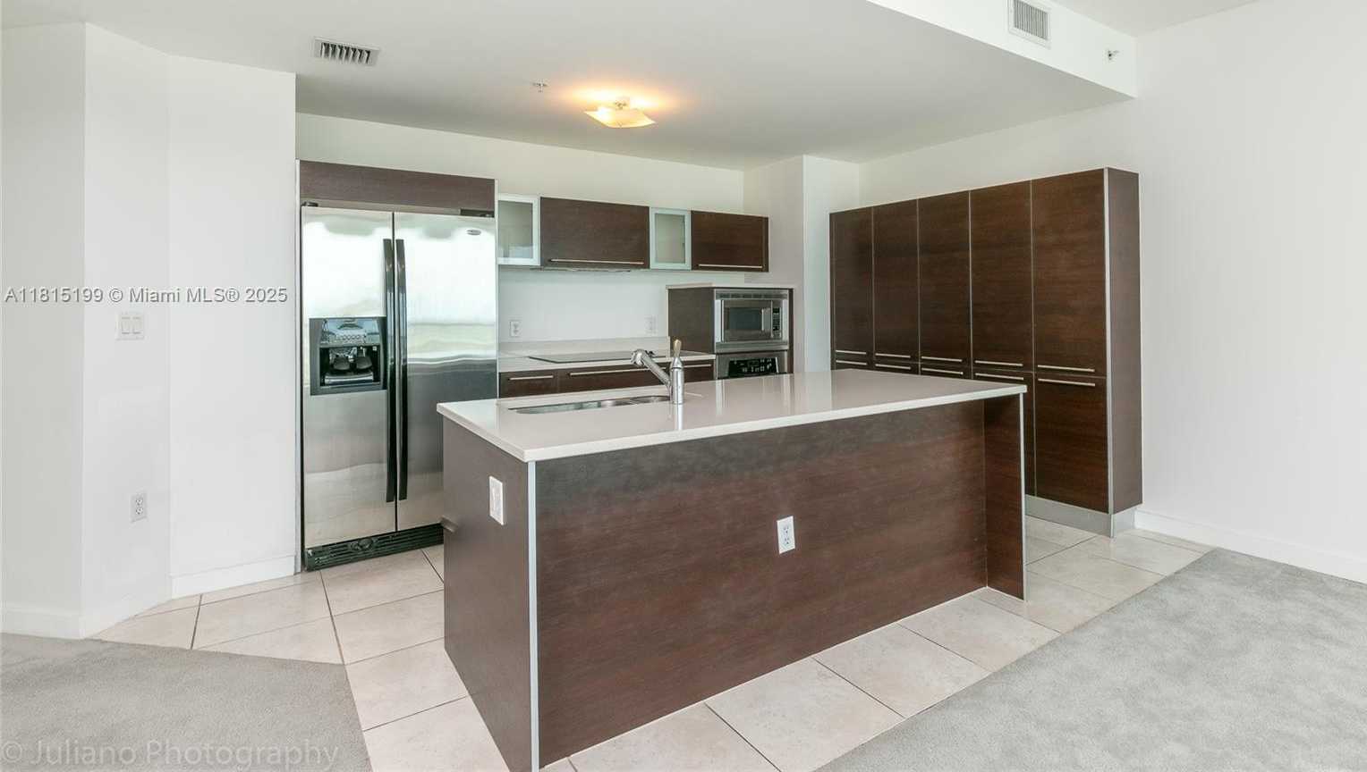Small Image of 1900 NORTH BAYSHORE DR #3818, Miami Number 6