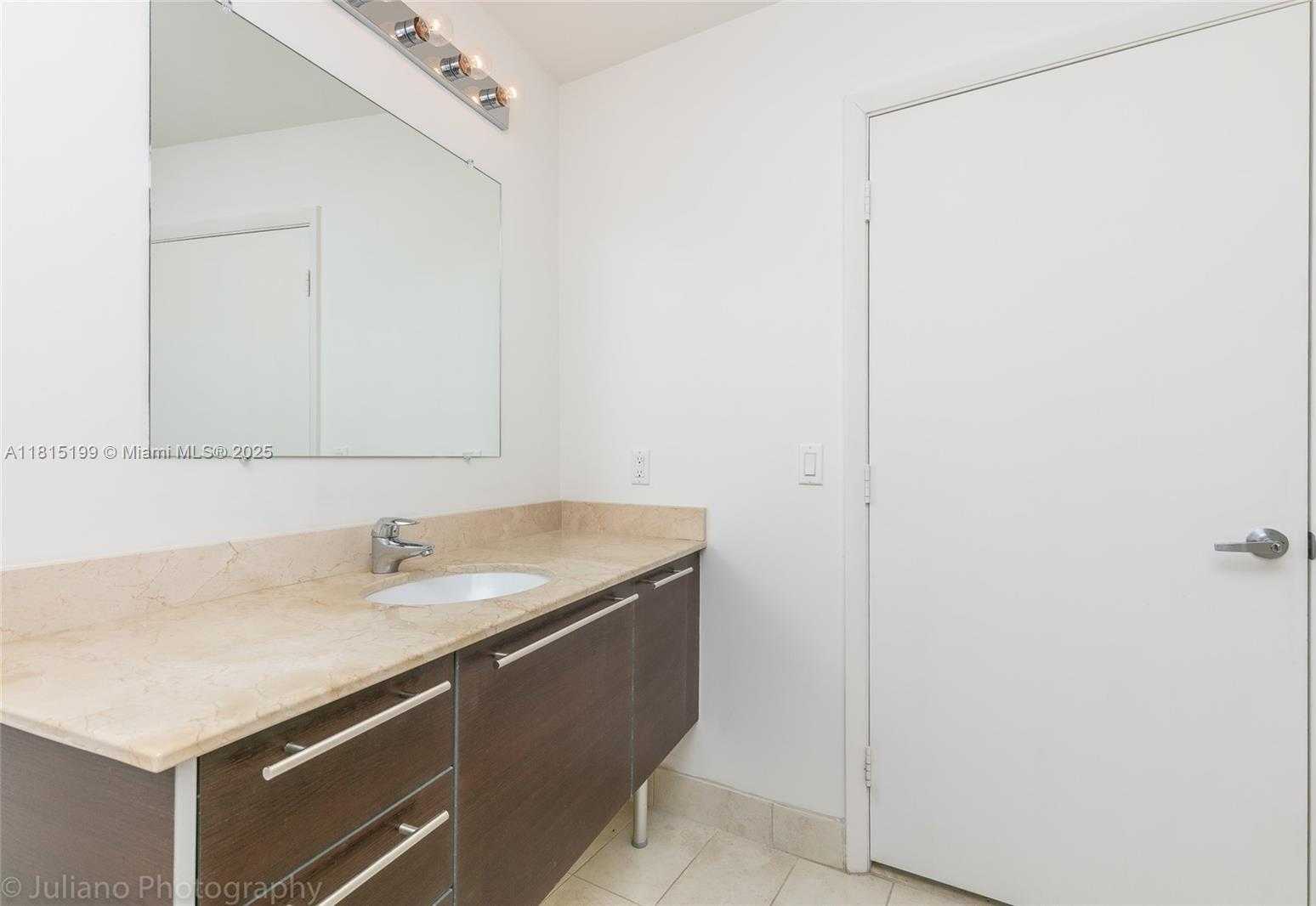 Small Image of 1900 NORTH BAYSHORE DR #3818, Miami Number 7