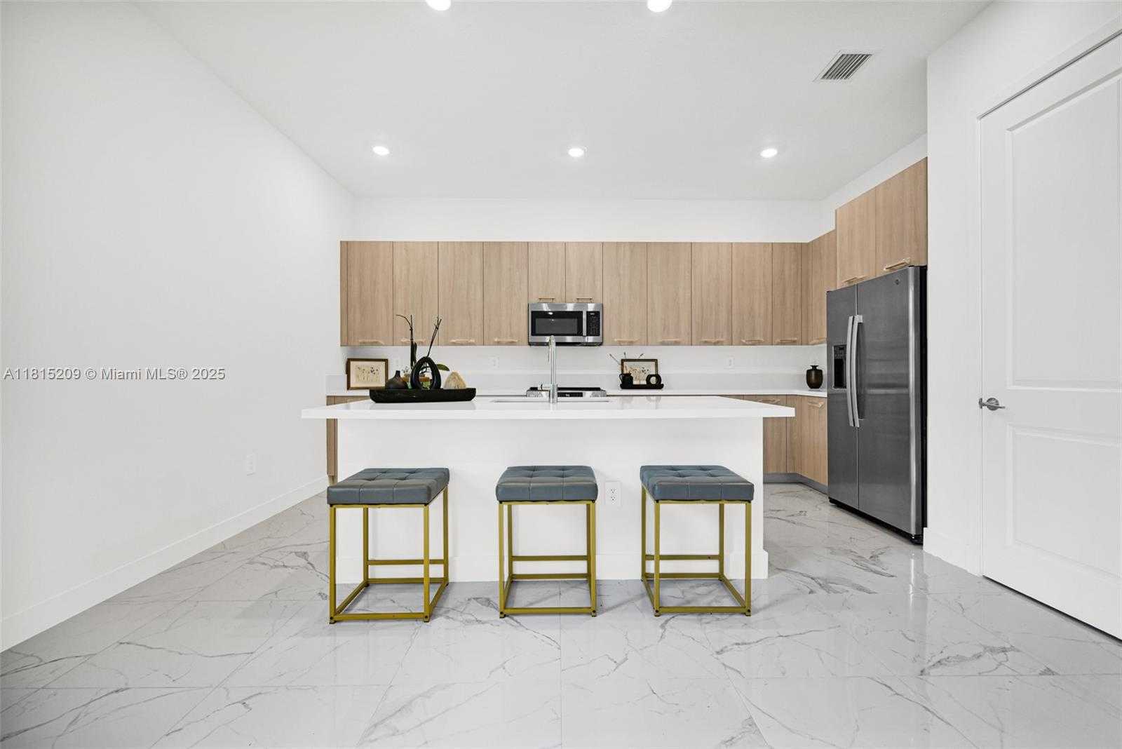 Small Image of 12228 SOUTH WEST 43RD ST #12228, Davie Number 15