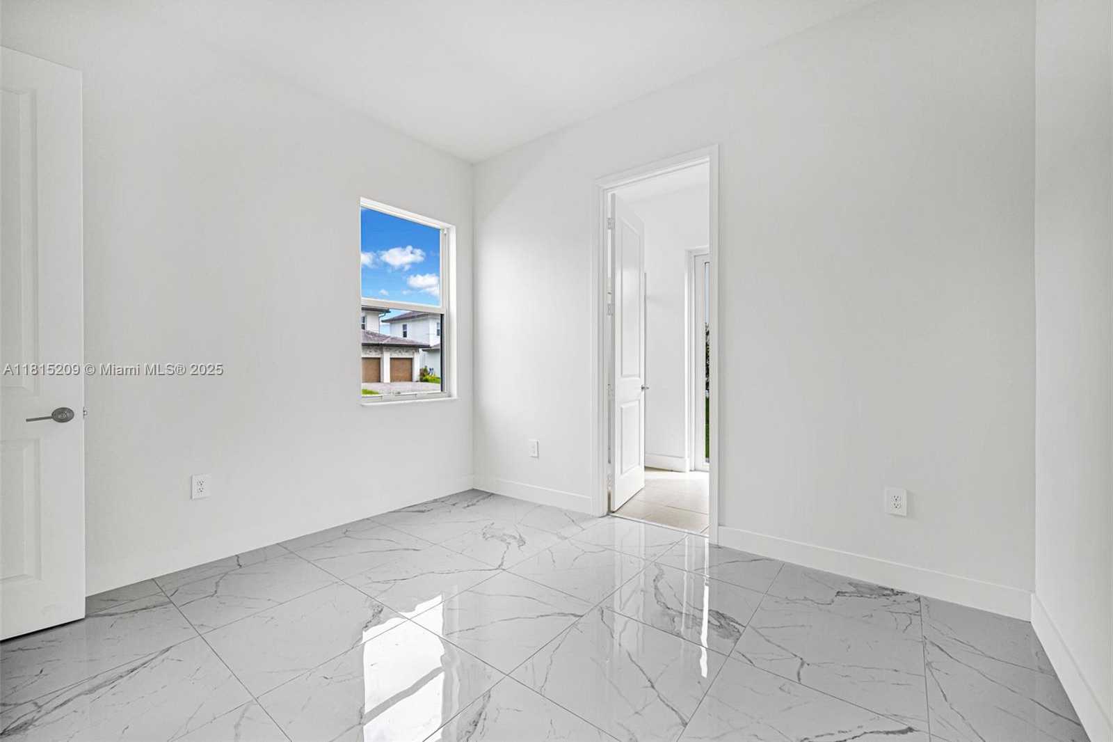 Small Image of 12228 SOUTH WEST 43RD ST #12228, Davie Number 31