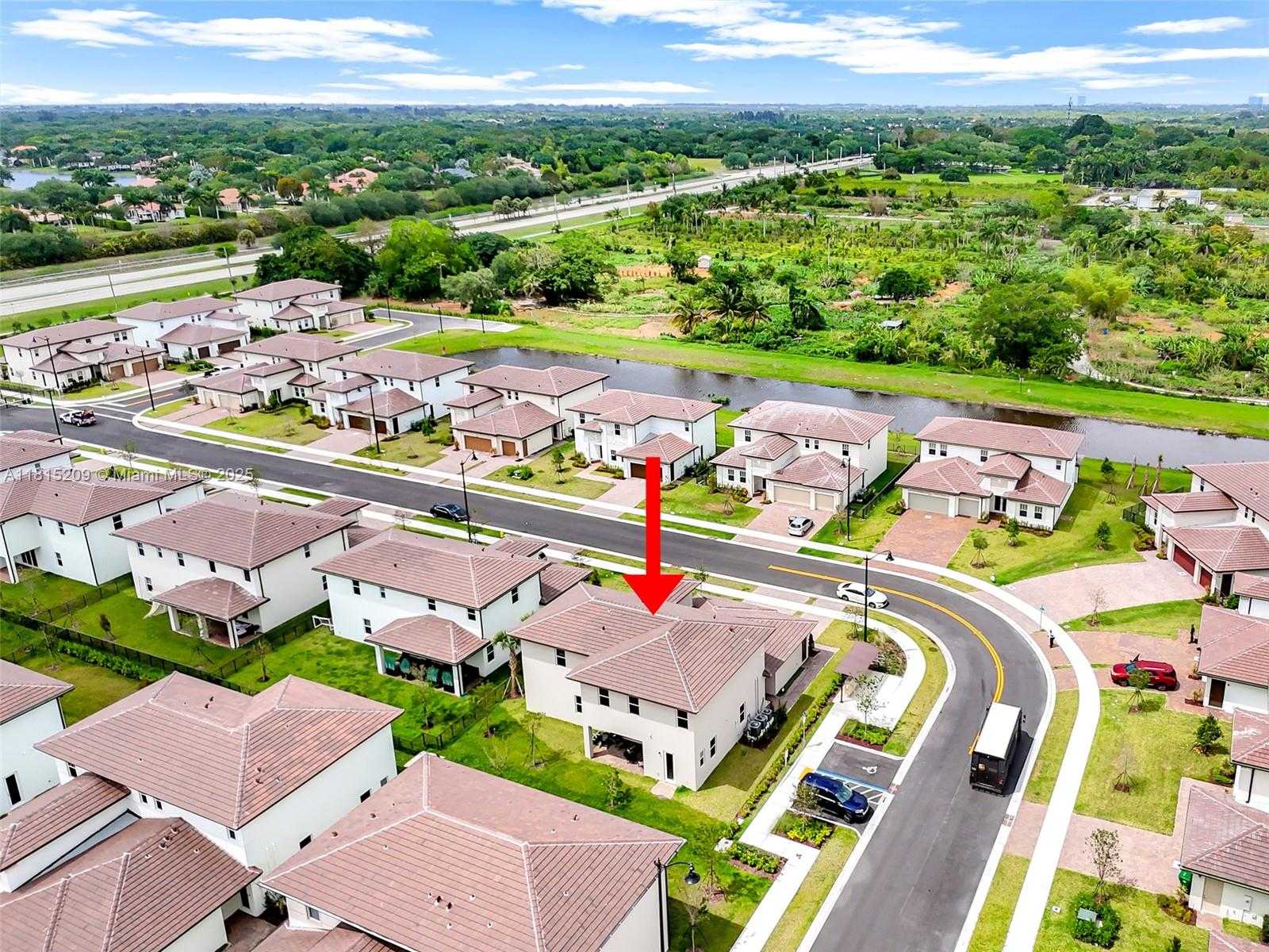 Small Image of 12228 SOUTH WEST 43RD ST #12228, Davie Number 5