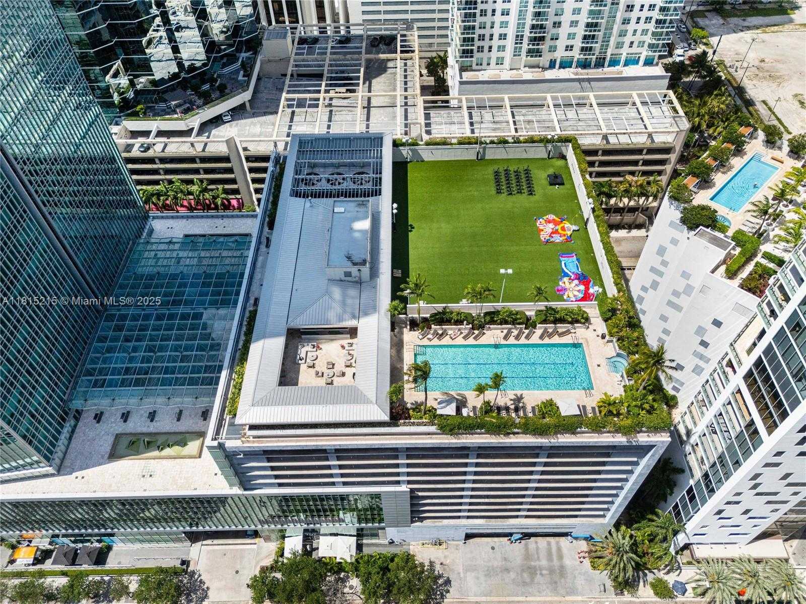 Small Image of 1395 BRICKELL AVE #3404, Miami Number 15