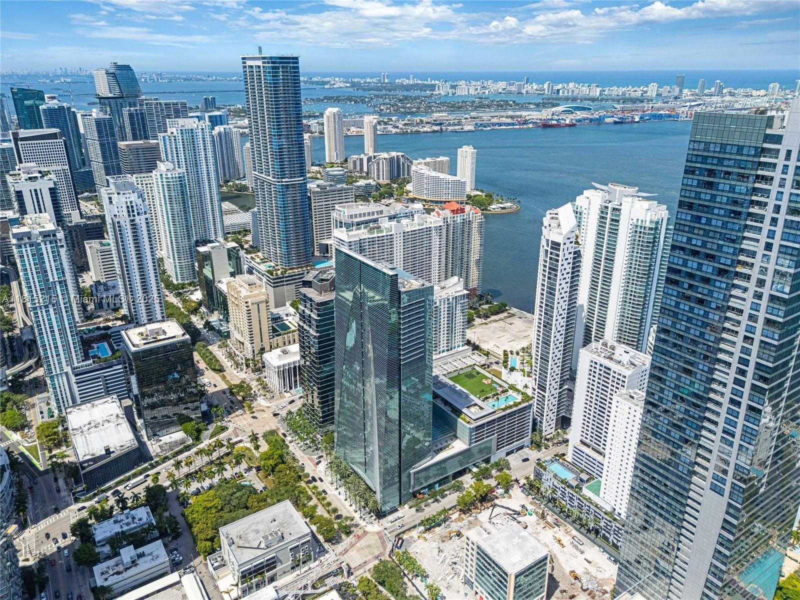 Small Image of 1395 BRICKELL AVE #3404, Miami Number 18