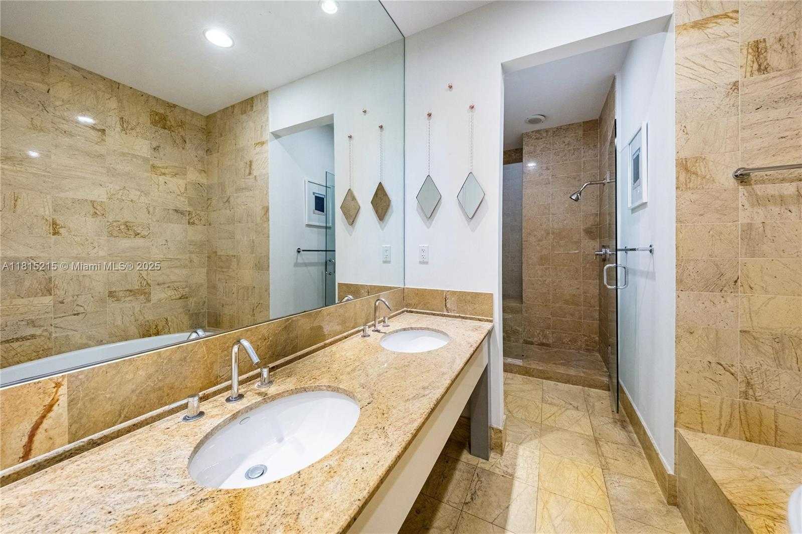 Small Image of 1395 BRICKELL AVE #3404, Miami Number 25