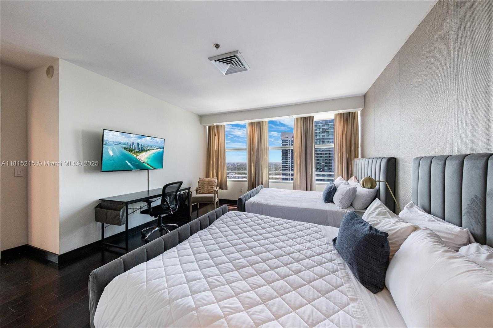 Small Image of 1395 BRICKELL AVE #3404, Miami Number 29