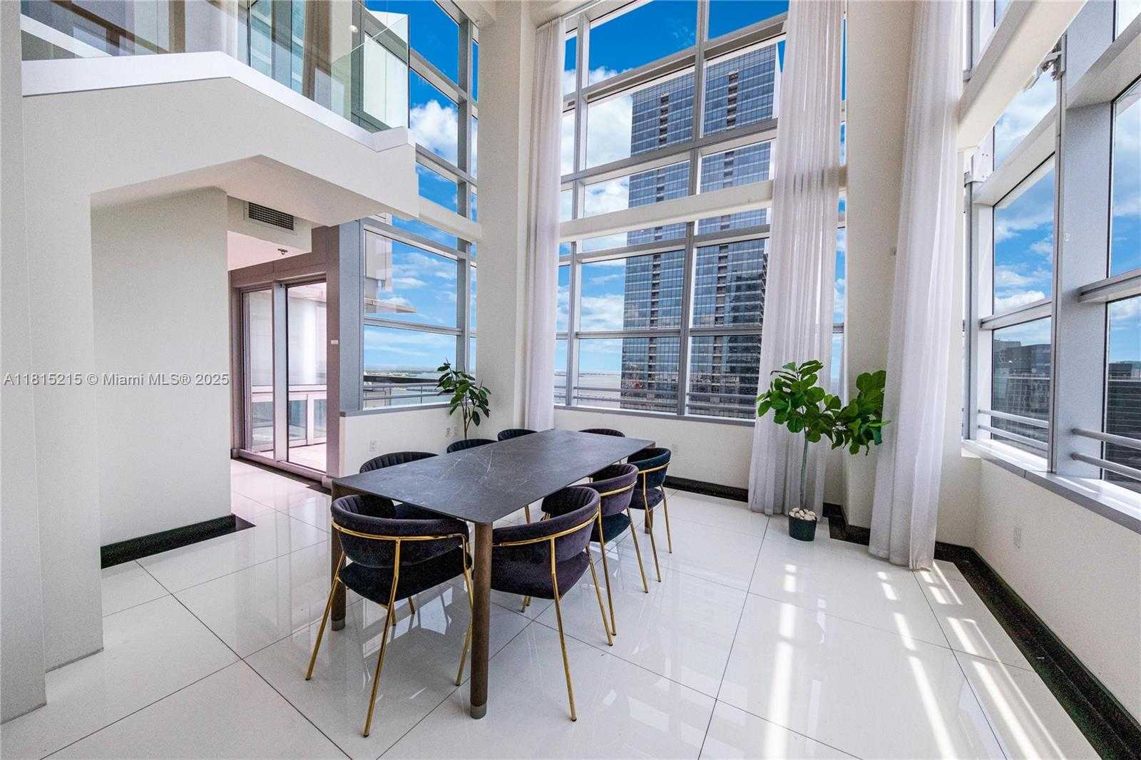 Small Image of 1395 BRICKELL AVE #3404, Miami Number 3