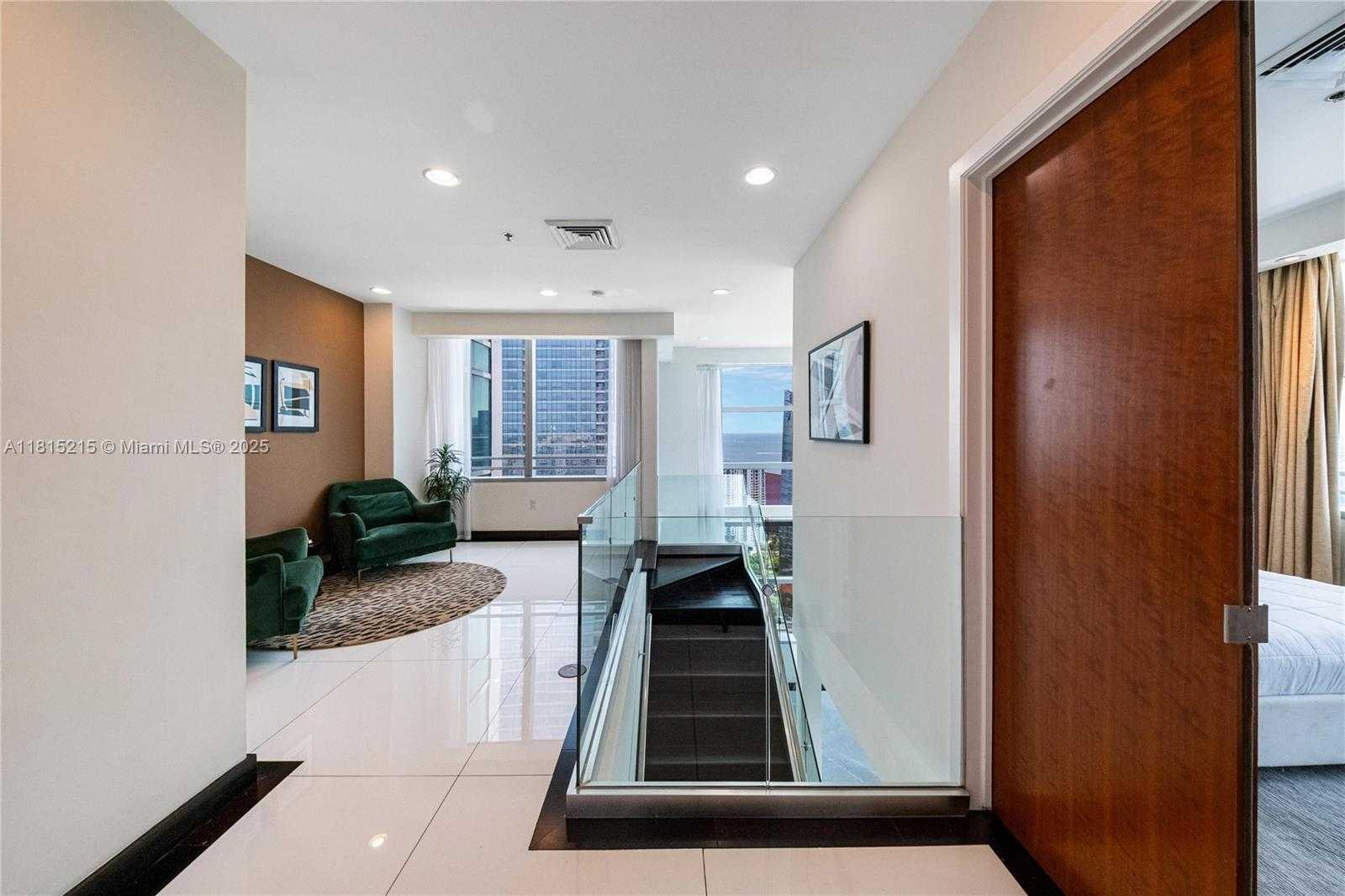 Small Image of 1395 BRICKELL AVE #3404, Miami Number 44
