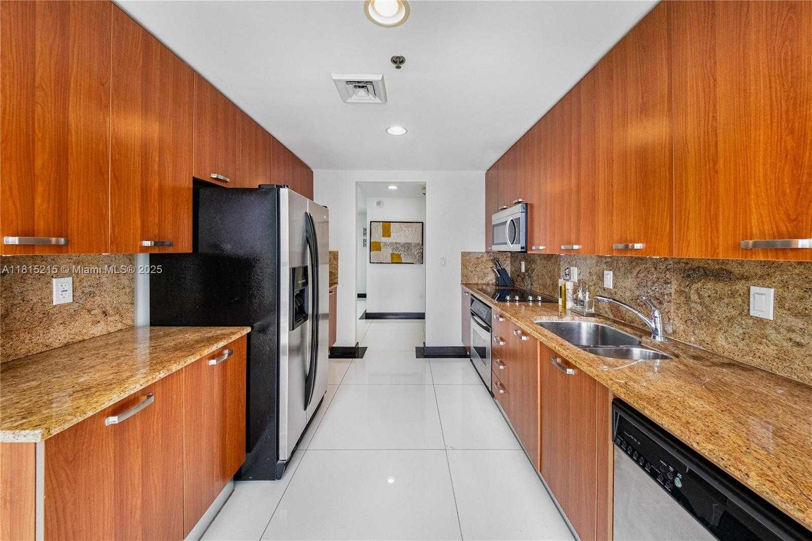 Small Image of 1395 BRICKELL AVE #3404, Miami Number 67