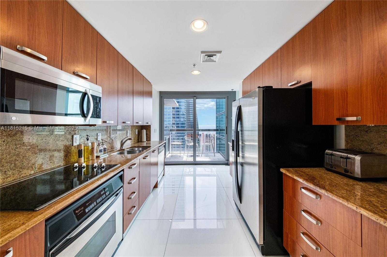 Small Image of 1395 BRICKELL AVE #3404, Miami Number 68