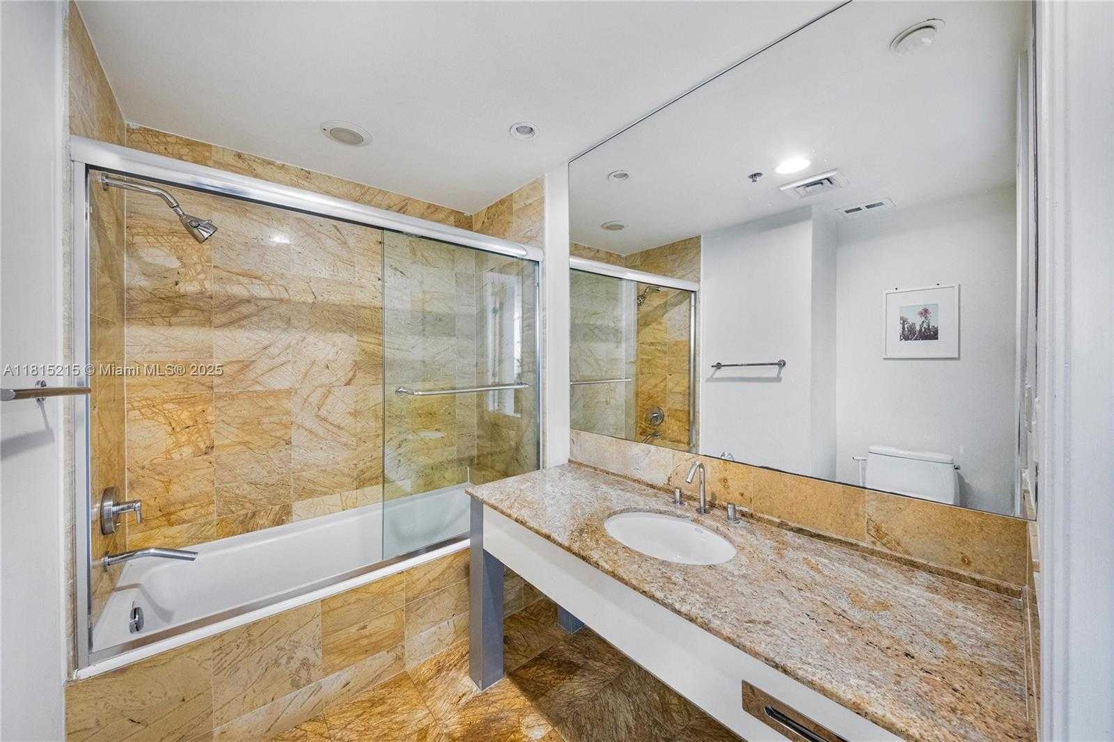 Small Image of 1395 BRICKELL AVE #3404, Miami Number 69