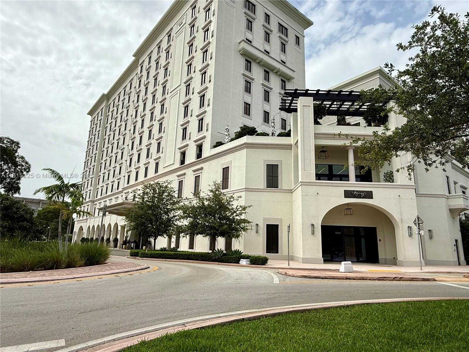 Small Image of 1235 MARIPOSA AVE #7, Coral Gables Number 22