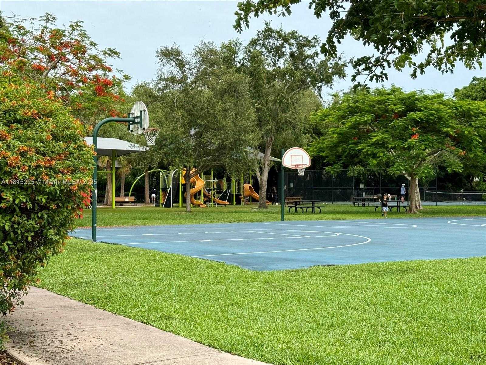 Small Image of 1235 MARIPOSA AVE #7, Coral Gables Number 25