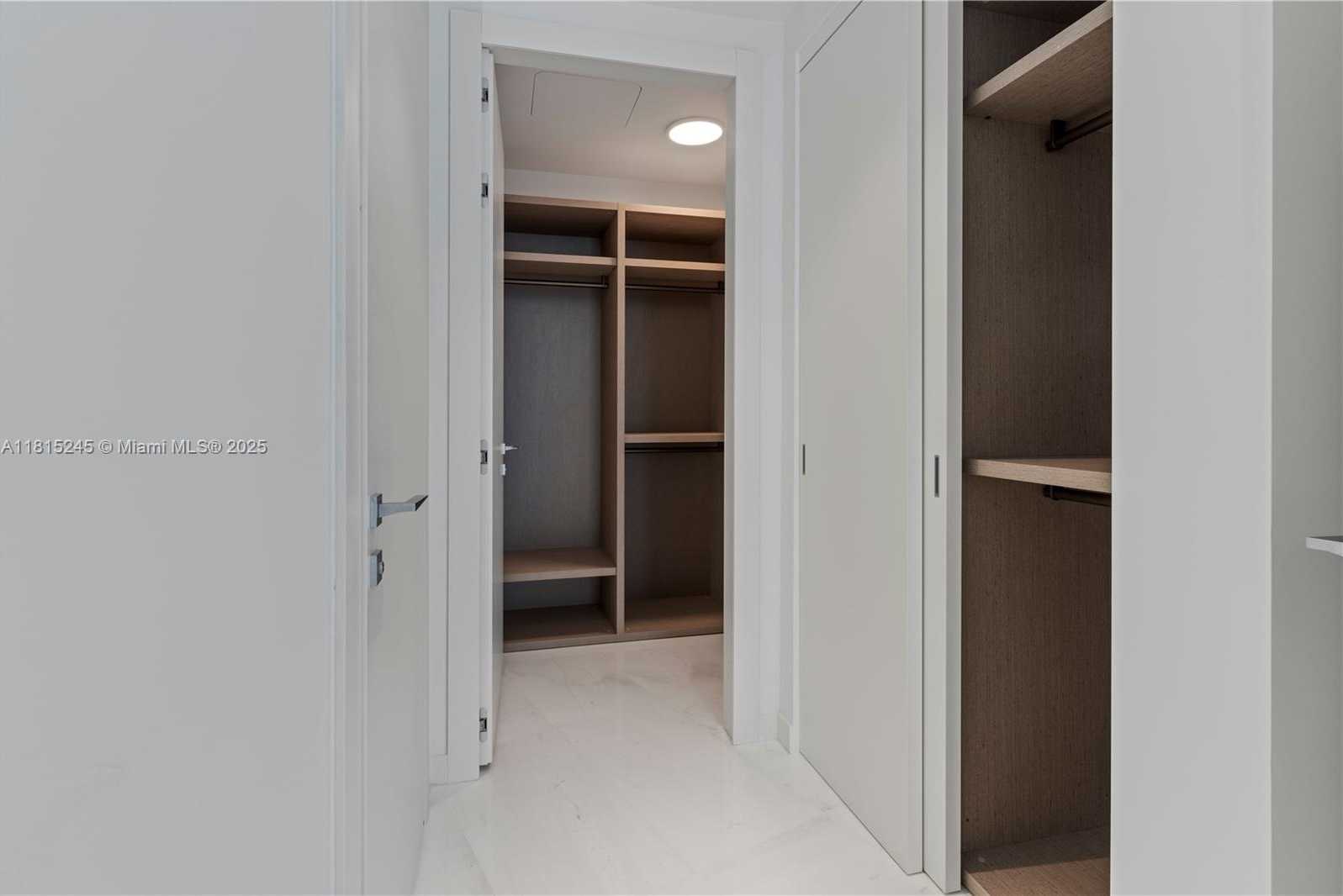 Small Image of 300 BISCAYNE BLVD WAY #1004, Miami Number 18