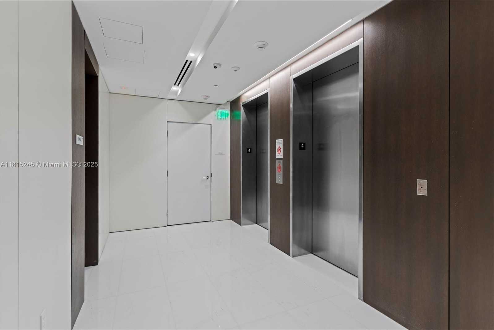 Small Image of 300 BISCAYNE BLVD WAY #1004, Miami Number 19