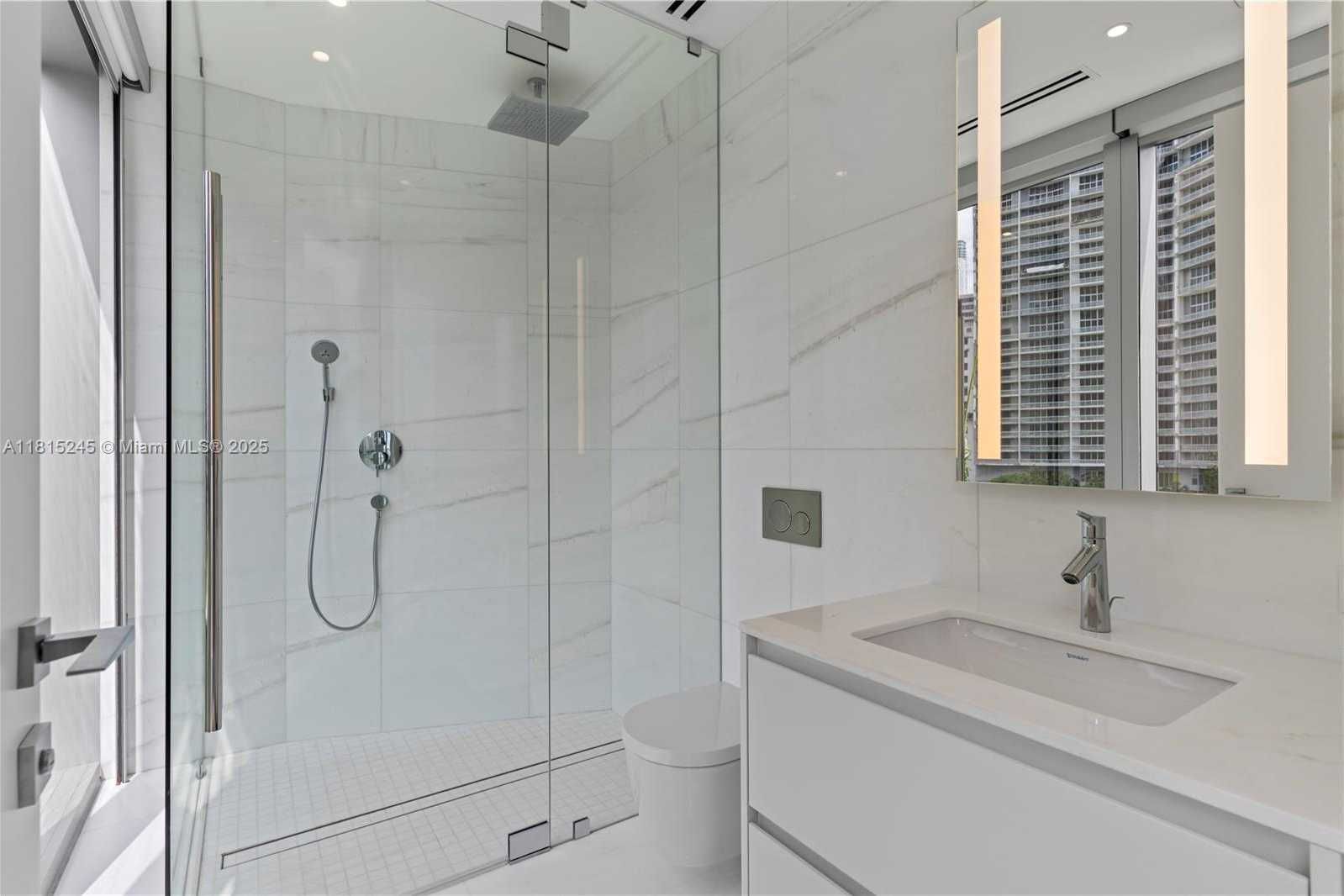 Small Image of 300 BISCAYNE BLVD WAY #1004, Miami Number 8