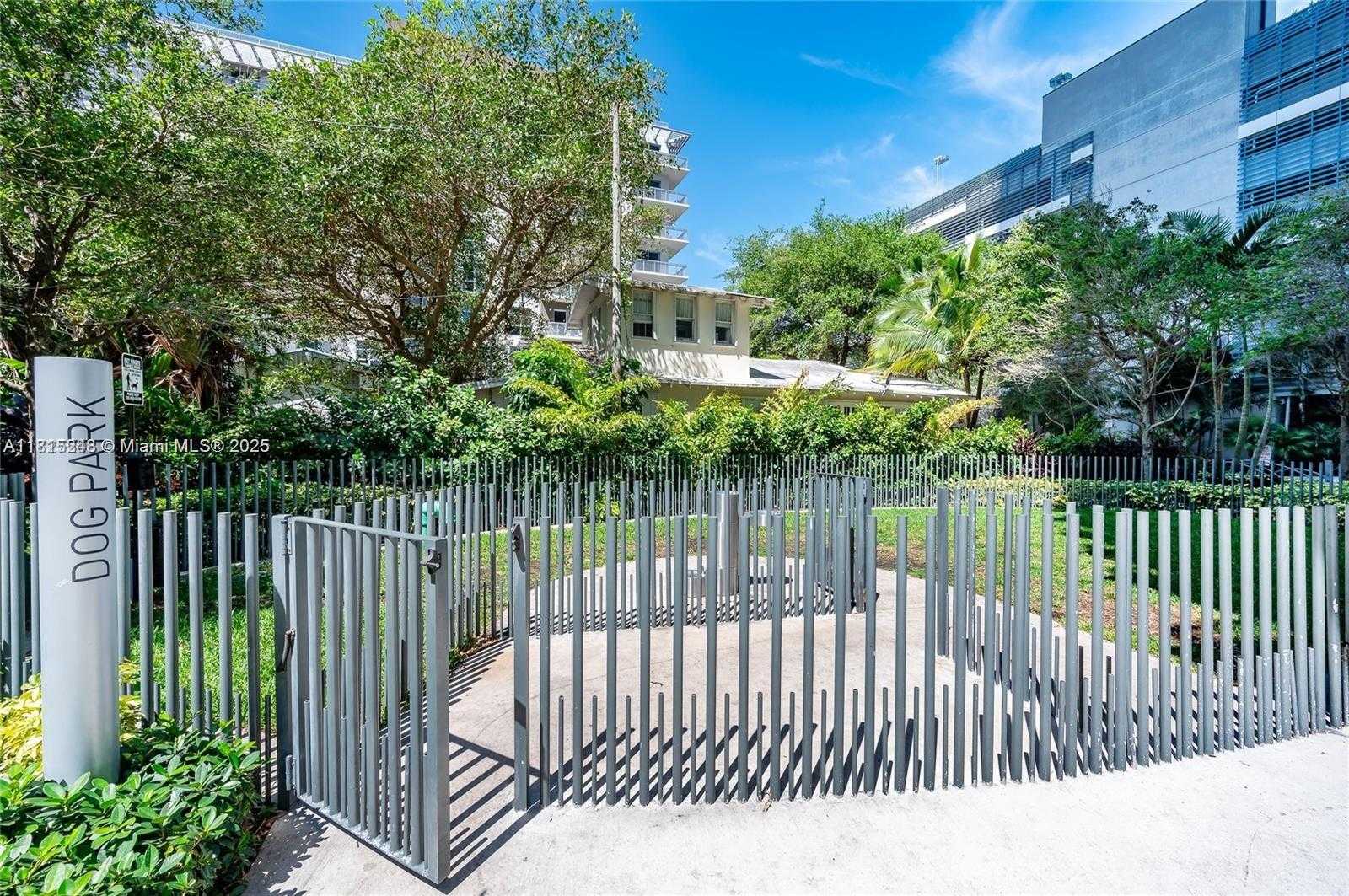 Small Image of 460 NORTH EAST 28TH #2601, Miami Number 35
